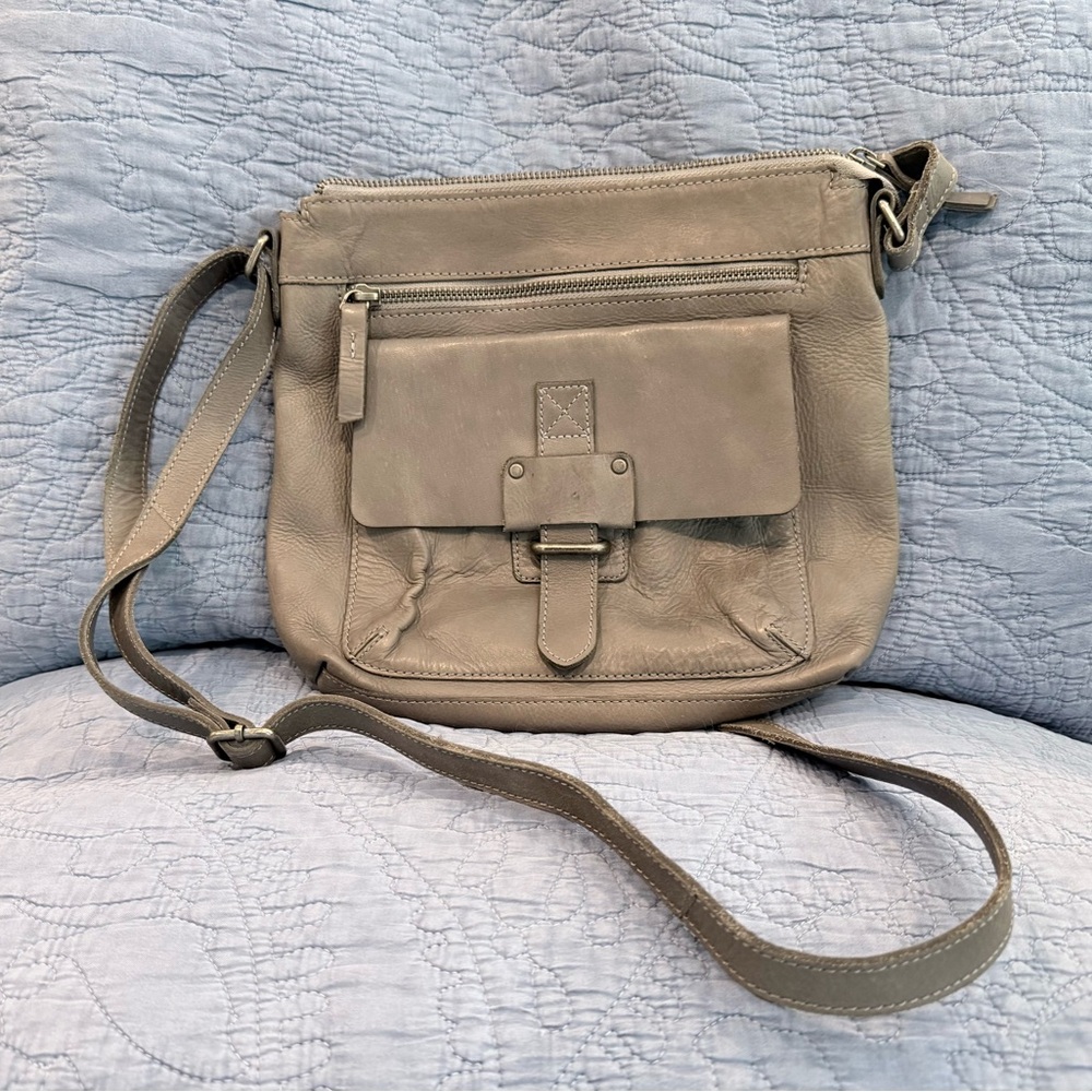 Harbor 2ND gray leather crossbody in EUC